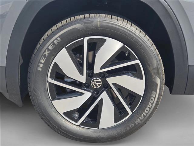 new 2026 Volkswagen Atlas car, priced at $45,790