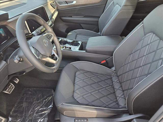 new 2026 Volkswagen Atlas car, priced at $56,304