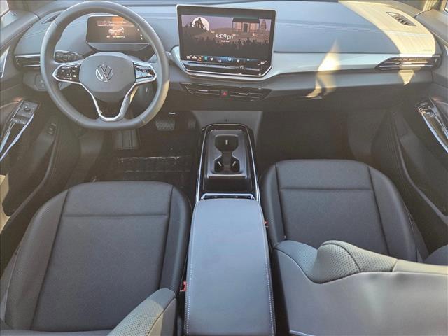 new 2025 Volkswagen ID.4 car, priced at $50,925