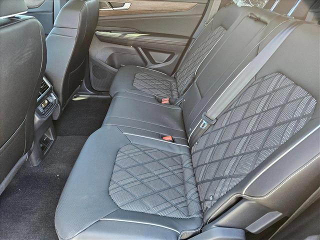 new 2025 Volkswagen Atlas car, priced at $50,482