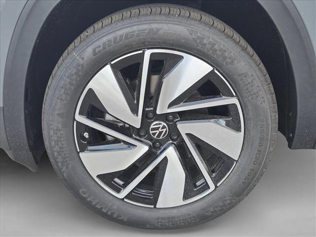 new 2026 Volkswagen Atlas car, priced at $52,489