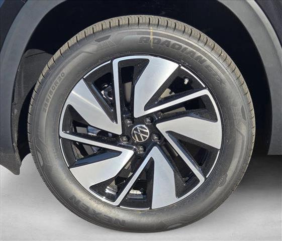 new 2026 Volkswagen Atlas car, priced at $46,375