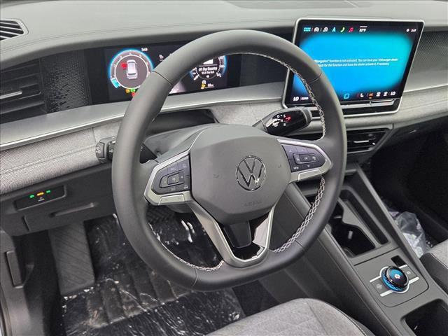 new 2025 Volkswagen Tiguan car, priced at $30,345