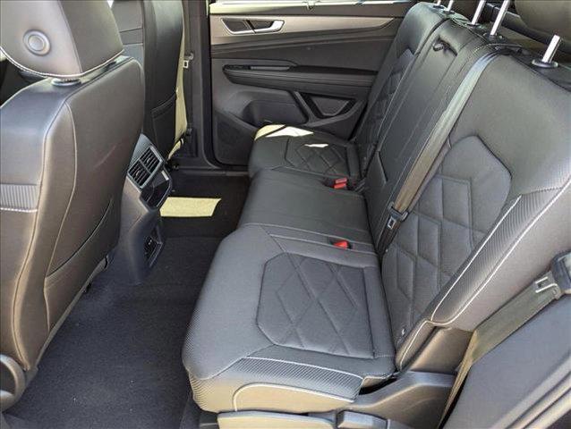 new 2025 Volkswagen Atlas Cross Sport car, priced at $42,026