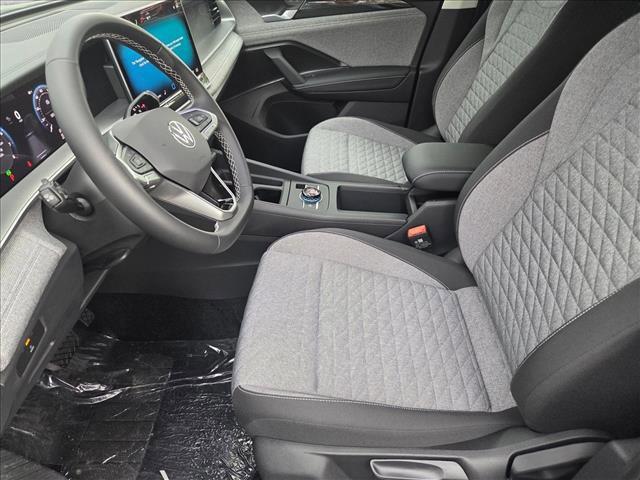 new 2025 Volkswagen Tiguan car, priced at $30,645