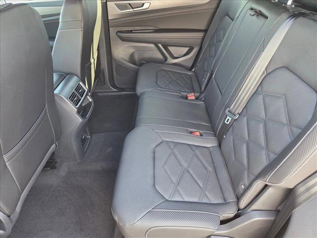 new 2026 Volkswagen Atlas Cross Sport car, priced at $48,414