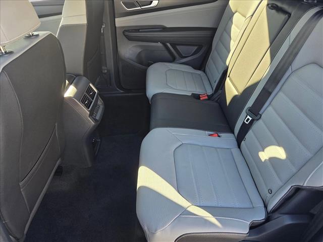 new 2026 Volkswagen Atlas Cross Sport car, priced at $51,745