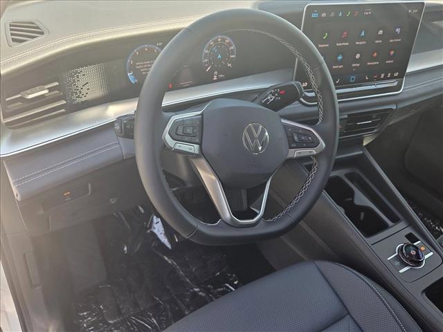 new 2025 Volkswagen Tiguan car, priced at $32,238