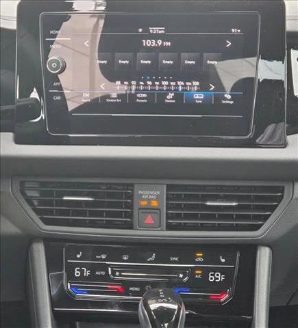 new 2025 Volkswagen Jetta car, priced at $25,000