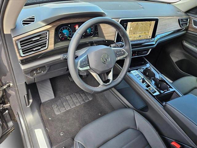 new 2025 Volkswagen Atlas car, priced at $45,816