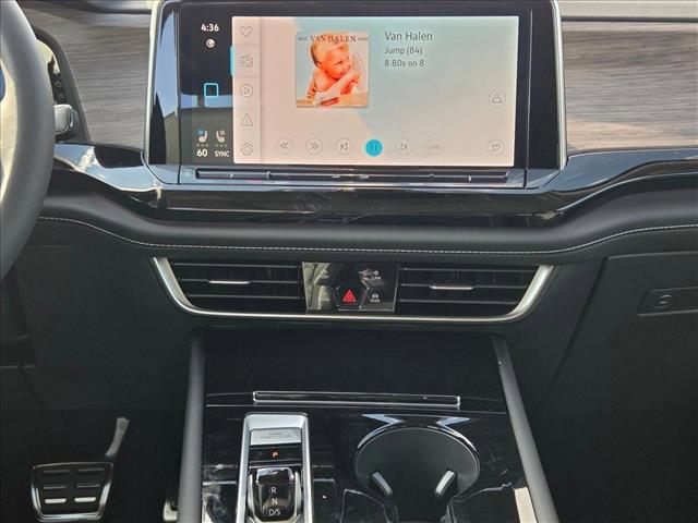 new 2026 Volkswagen Atlas car, priced at $56,544