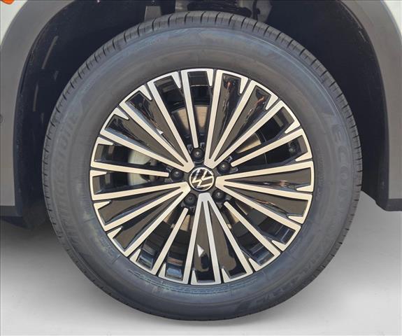 new 2025 Volkswagen Tiguan car, priced at $30,470