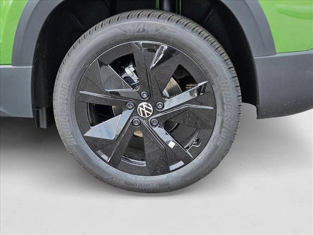 new 2025 Volkswagen Taos car, priced at $29,316