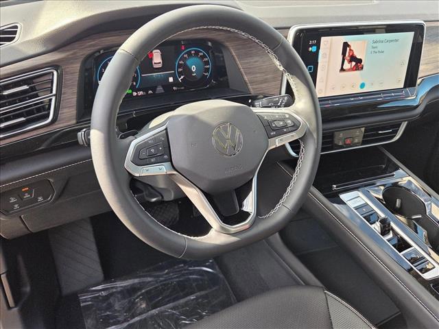 new 2025 Volkswagen Atlas car, priced at $46,253
