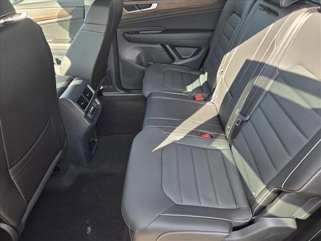 new 2025 Volkswagen Atlas car, priced at $46,253