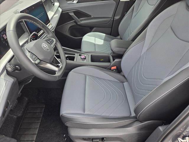 new 2025 Volkswagen Tiguan car, priced at $32,374