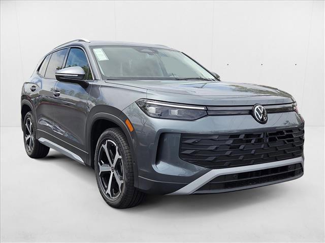 new 2025 Volkswagen Tiguan car, priced at $32,374