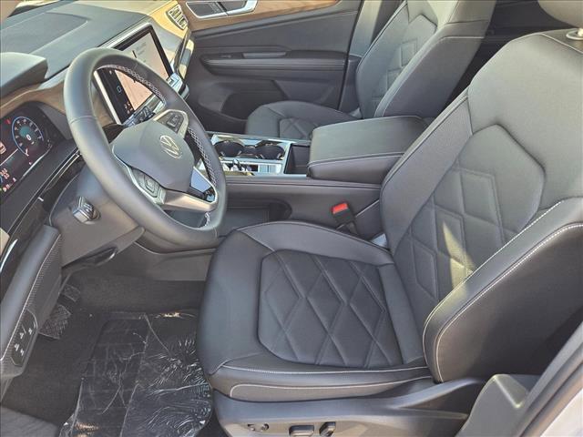 new 2026 Volkswagen Atlas car, priced at $45,010