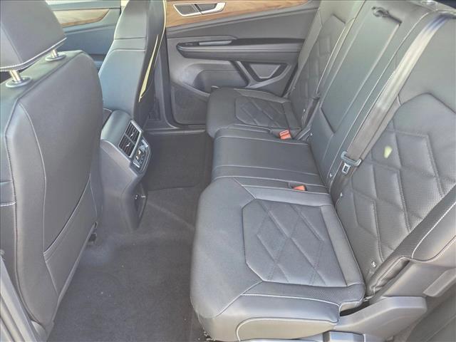 new 2026 Volkswagen Atlas car, priced at $45,010