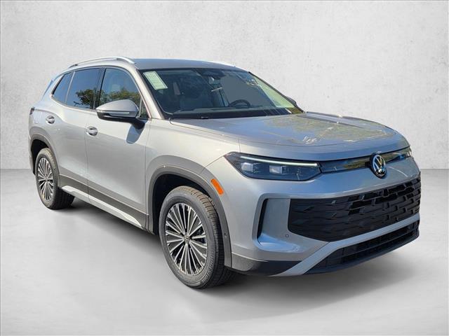 new 2025 Volkswagen Tiguan car, priced at $28,734