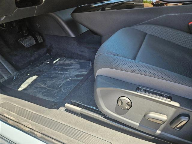 new 2025 Volkswagen ID.4 car, priced at $47,025