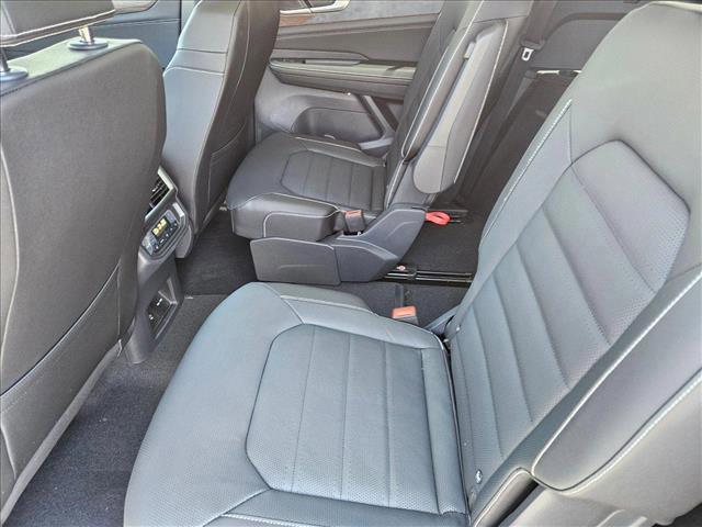 new 2025 Volkswagen Atlas car, priced at $49,889
