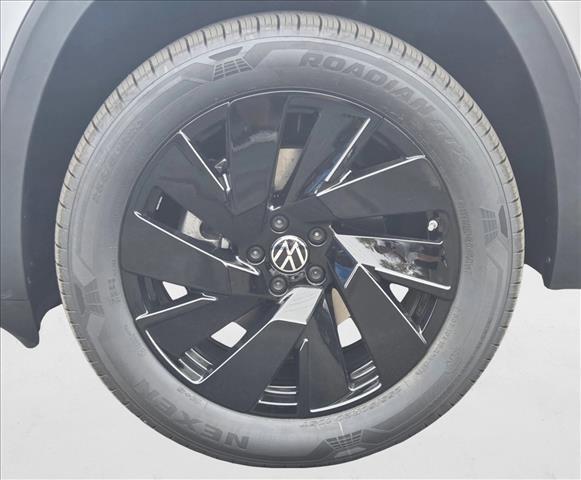 new 2026 Volkswagen Atlas car, priced at $45,675