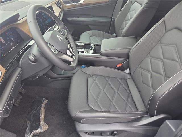 new 2026 Volkswagen Atlas car, priced at $45,675