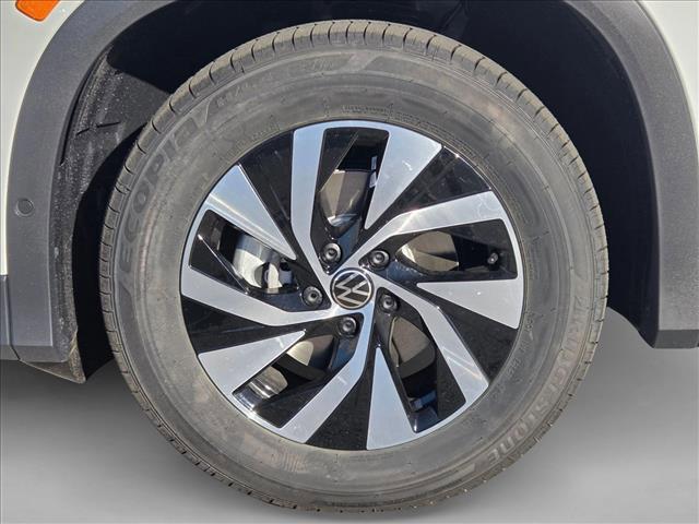 new 2025 Volkswagen Tiguan car, priced at $30,345