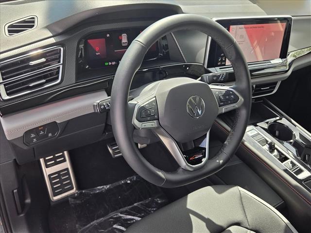 new 2025 Volkswagen Atlas car, priced at $44,858