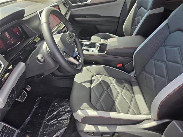 new 2025 Volkswagen Atlas car, priced at $44,858
