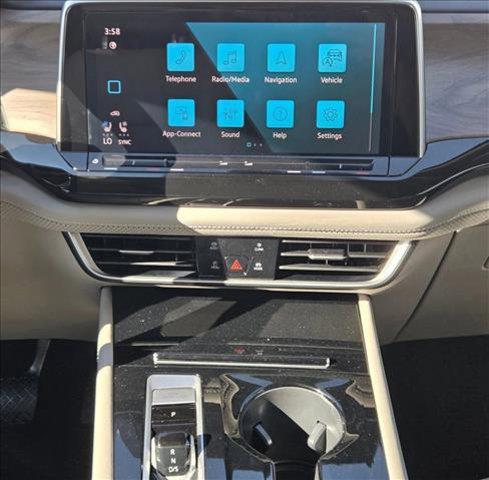 new 2026 Volkswagen Atlas car, priced at $49,320