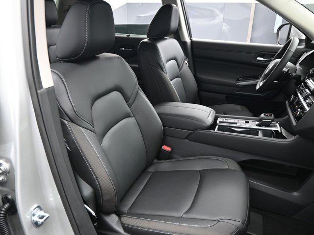 new 2025 Nissan Pathfinder car, priced at $41,947