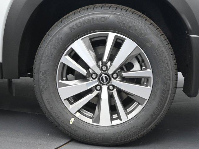new 2025 Nissan Pathfinder car, priced at $41,947
