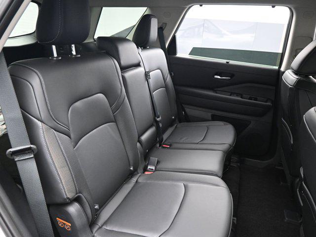 new 2025 Nissan Pathfinder car, priced at $41,947