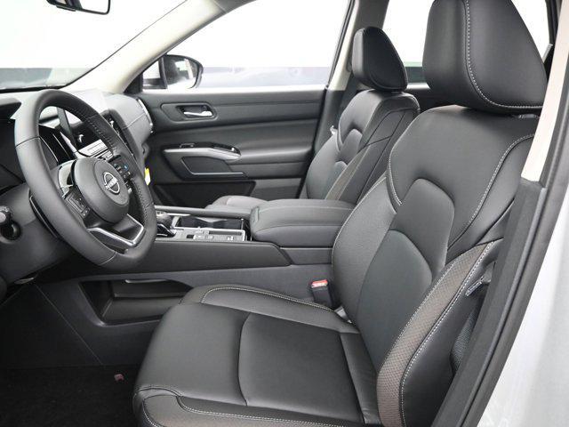 new 2025 Nissan Pathfinder car, priced at $41,947