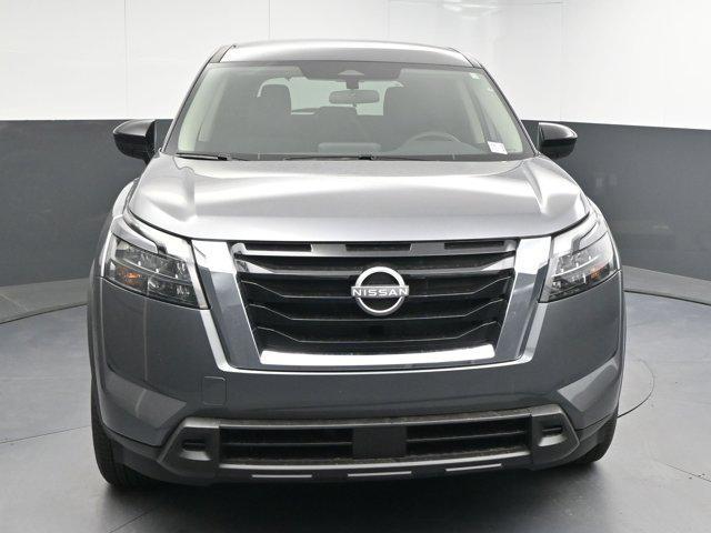 new 2025 Nissan Pathfinder car, priced at $36,854