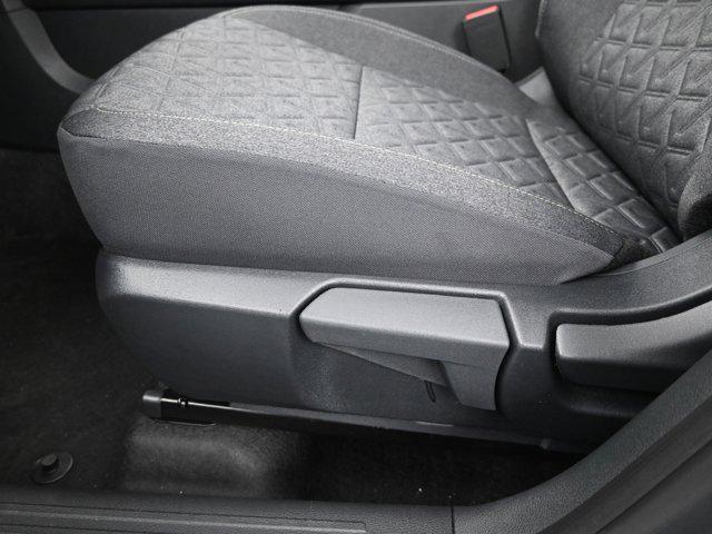 new 2025 Nissan Kicks car, priced at $24,780