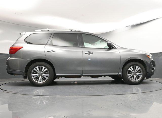 used 2020 Nissan Pathfinder car, priced at $13,771
