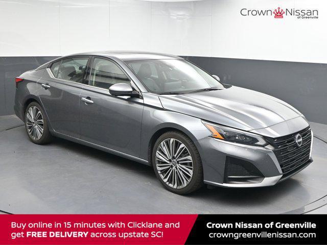 used 2023 Nissan Altima car, priced at $23,833