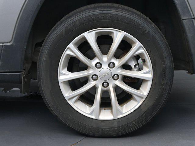 used 2019 Jeep Cherokee car, priced at $14,794