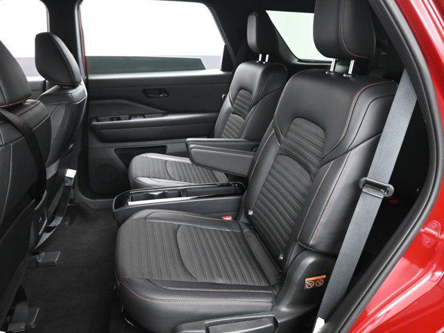 used 2024 Nissan Pathfinder car, priced at $35,918