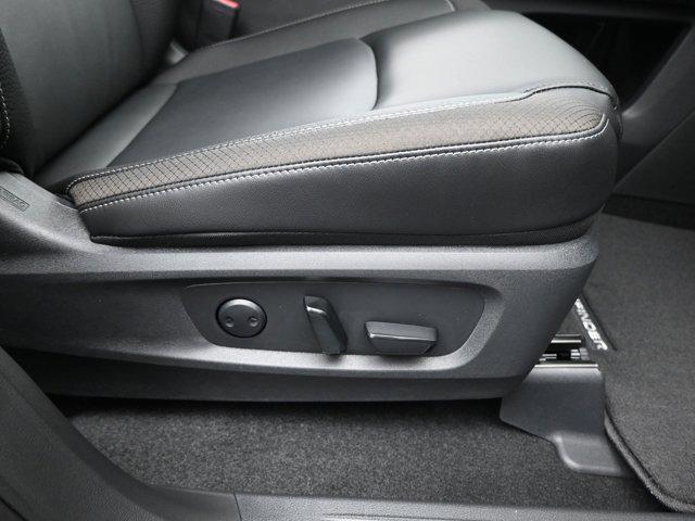 new 2025 Nissan Pathfinder car, priced at $44,016