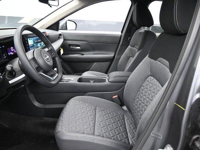 new 2025 Nissan Kicks car, priced at $28,510