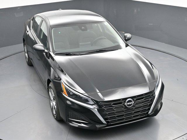 new 2025 Nissan Altima car, priced at $26,450