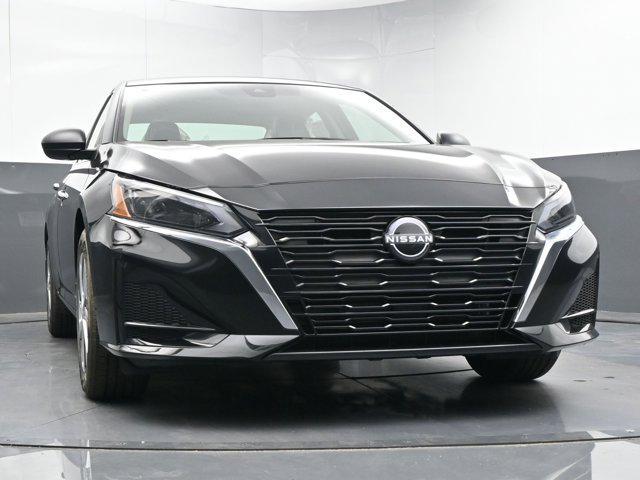 new 2025 Nissan Altima car, priced at $26,450