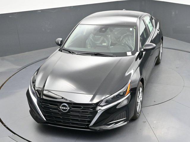 new 2025 Nissan Altima car, priced at $26,450