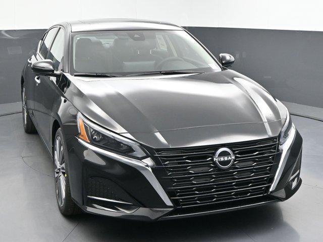 new 2025 Nissan Altima car, priced at $32,193