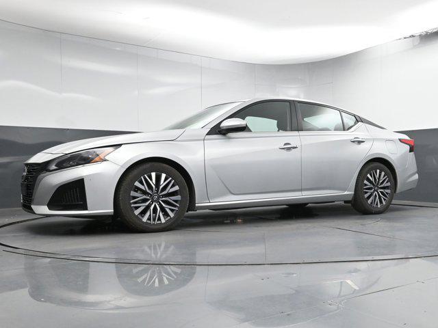 used 2023 Nissan Altima car, priced at $22,722