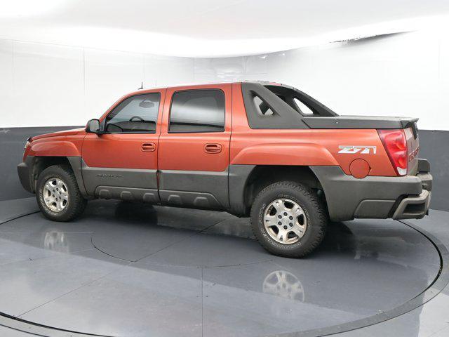 used 2003 Chevrolet Avalanche car, priced at $10,992